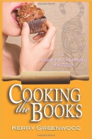 Cooking the books : a Corinna Chapman mystery