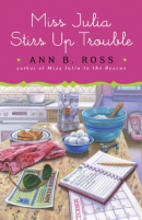 Miss Julia stirs up trouble [large print]